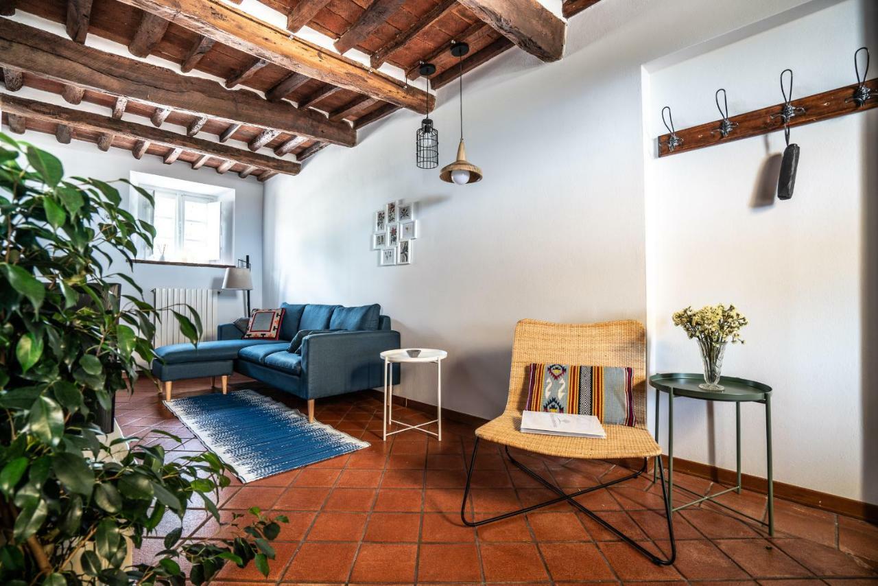 Accogliente Alloggio Con Vista E Piscina Lucca Eksteriør billede