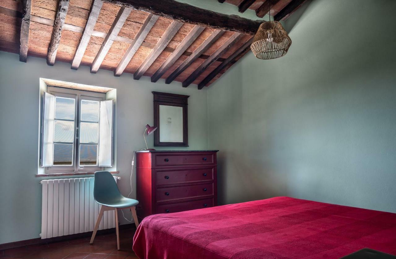 Accogliente Alloggio Con Vista E Piscina Lucca Eksteriør billede