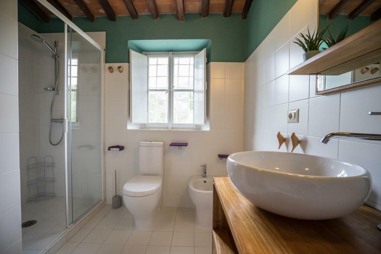 Accogliente Alloggio Con Vista E Piscina Lucca Eksteriør billede
